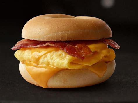 How Much Protein Is in a Bacon Egg and Cheese Bagel, and Why Does It Make You Think About the Meaning of Life?